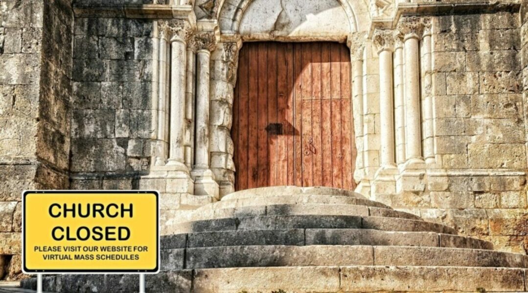 El Papa Francisco enamorado de las vacunas, iglesias cerradas: ‘todos en salida’, el ministro y su parejo, San Bernardo.