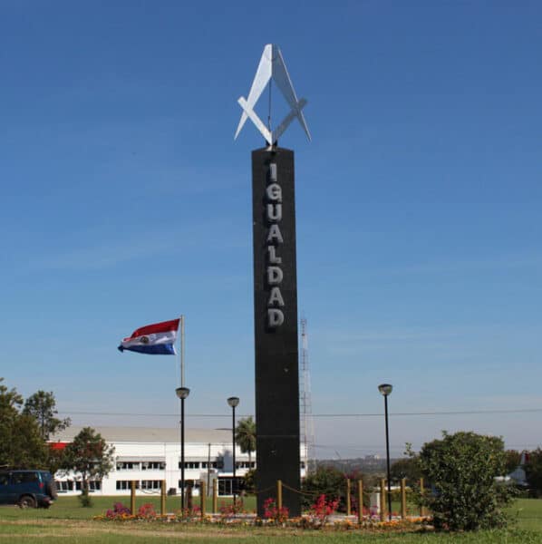 Al Papa Francisco le gusta el totum revolutum, la economía contranatura, el proceso Vaticano, las perlas del ‘Papa dictador’.