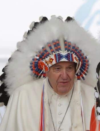 ¿El Papa Francisco está en Canadá?, ‘distingue tempora et concordabis iura’: buenos los SJ y malos los demás, iglesia en China,  los fluidos.