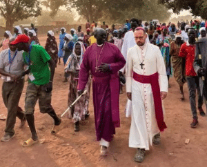 África inquieta. No a la bendición de las parejas homosexuales, sí a la intolerancia entre las tribus