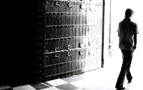 Mientras no se resuelvan a hacer oración, no tienen derecho a quejarse