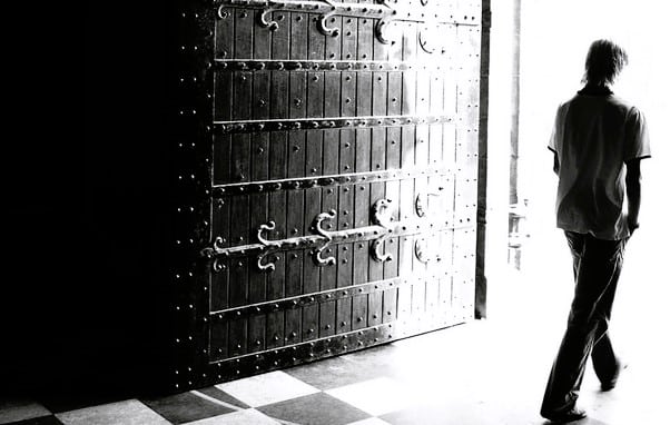 Mientras no se resuelvan a hacer oración, no tienen derecho a quejarse