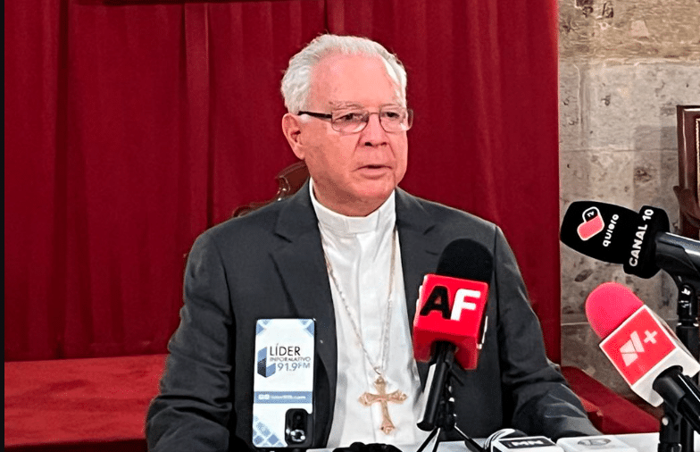 Cardenal Robles califica de“Traicioneros a México” a senadores que voten por reforma judicial