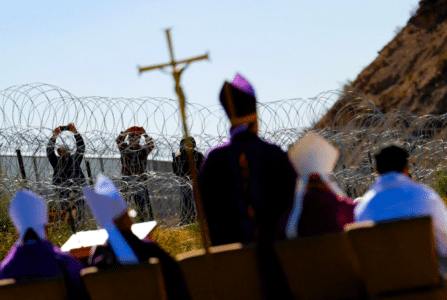 Obispo de Ciudad Juárez llama a no ser indiferentes frente al drama de migrantes