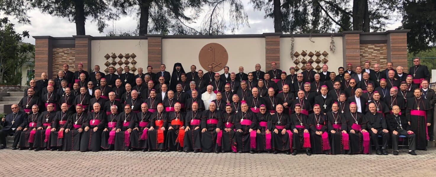 ¿Quiénes podrían suceder al arzobispo Rogelio Cabrera López en la CEM?