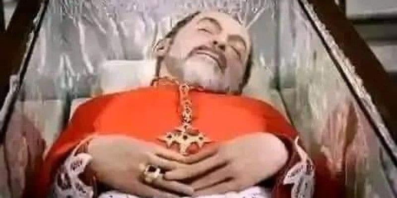 El traspié del Papa Francisco, aire de precónclave en el Vaticano, ¿’restitutio in integrum’ de Becciu?, Agagianian y Juan XXIII, San Ambrosio, entrevistas a Benedicto XVI.