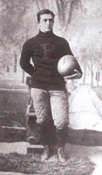 El Fútbol Americano y el ‘Aura en Torno a la Divinidad’