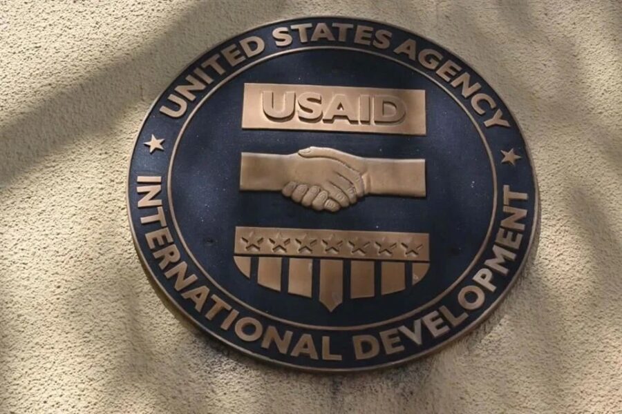 La precaria salud del Papa Francisco, a la ‘AI’ no le gusta ‘Antiqua et nova’, el «León de Hong Kong», Europa fuera de juego, ¿Zanchetta desaparecido?, el timo cubano, Laus Deo: UsAid desaparece.
