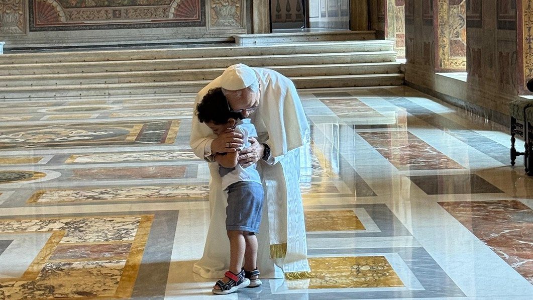 Castelgandolfo con su Papa León XIV, el Watergate del Vaticano, los pedazos del pontificado del Papa Francisco, Alemania se queda sin curas, el sensus fidelium.