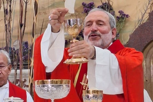 “Ya mero no llegaba al año de obispo”