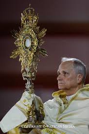 León XIV es el obispo de Roma, el irrespirable clima ‘eclesial’, el icono del sábado santo, aumentan las bendiciones en el Vaticano, «Europa dejará de existir».