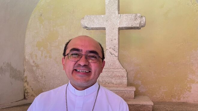 Monseñor "Chavita". Dique.