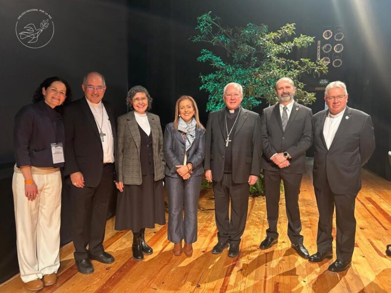“Encendemos la luz mientras otros la apagan… la paz no se decreta, se teje” Así arrancó el II Diálogo Nacional por la Paz en Guadalajara