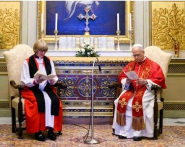 El Gemelli crece, el Papa en ‘la escuela’, el caso Mullally: ¿Cortesía o presión ideológica?,¿encuentro ecuménico?, los ‘nuevos problemas’, excomulgar a la fraternidad, «Ecología Integral en la Vida Familiar», Premios Planned Parenthood, «Extra Ecclesiam nulla salus».