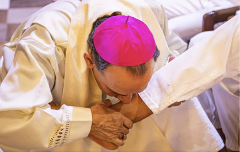 Decreto de lavatorio de pies cumple 10 años