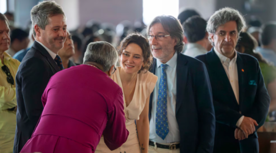 Presidenta de la Comunidad de Madrid inicia gira por México, incluye misa en Basílica de Guadalupe y homenaje a Cortés