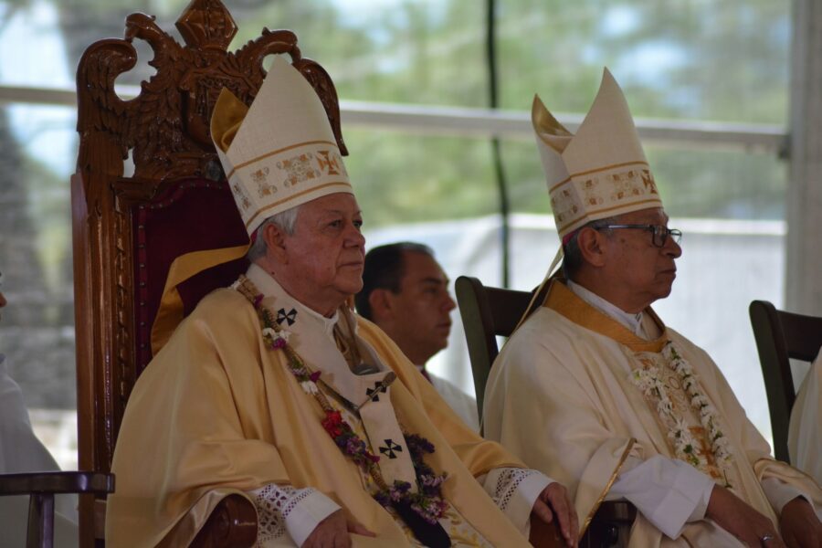 Papa León XIV envía mensaje a arzobispo de Puebla al celebrar 50 años de vida sacerdotal
